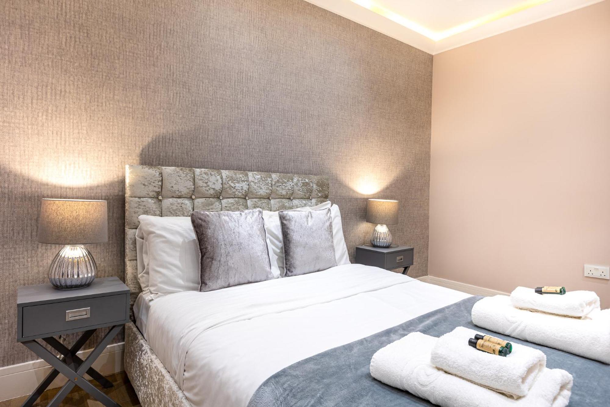 Modern 4 Bdr 3 Bth Apt Minutes From Edgware Road Londyn Zewnętrze zdjęcie