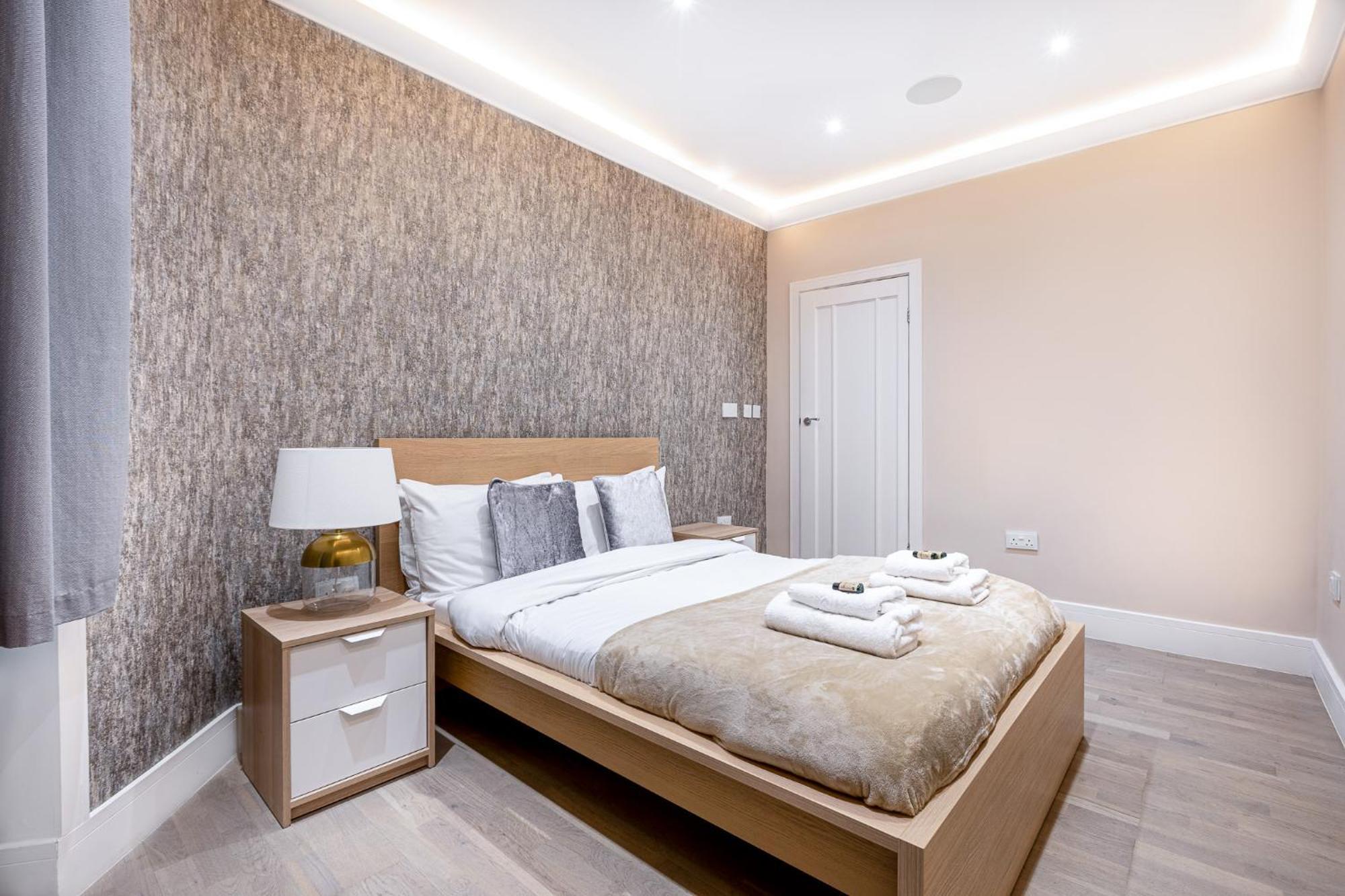 Modern 4 Bdr 3 Bth Apt Minutes From Edgware Road Londyn Zewnętrze zdjęcie